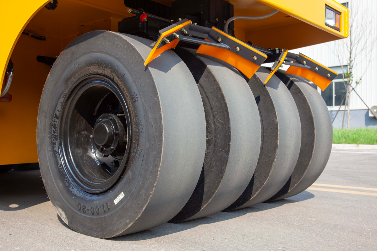  rolo pneumático Tier 2