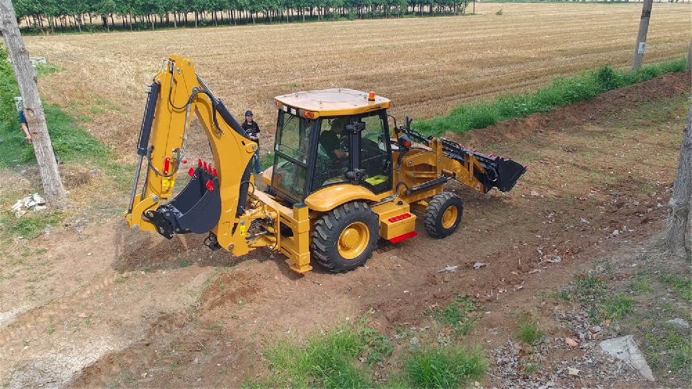 Vantagens de Desempenho de Retroescavadeiras com Tração nas Quatro Rodas: Uma Análise de Aplicações em Múltiplos Cenários de Construção em Infraestrutura Urbana e Rural
